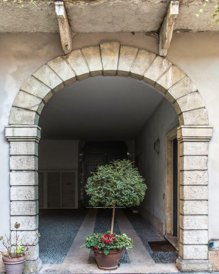 Antiche Colonne Suite Verona Eksteriør billede